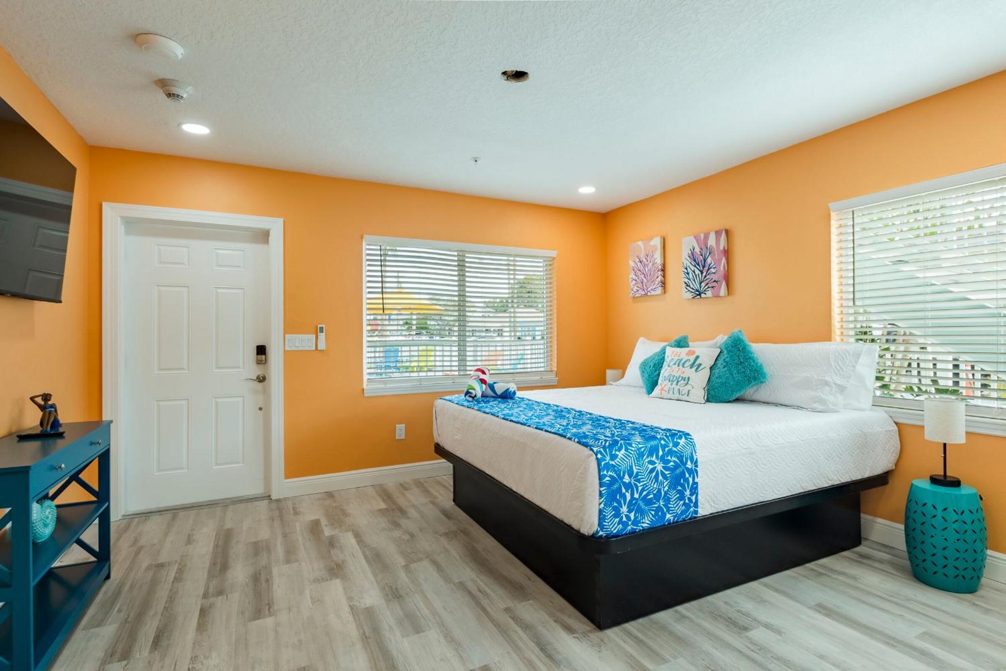 The Lofts At St Pete Beach Exterior photo